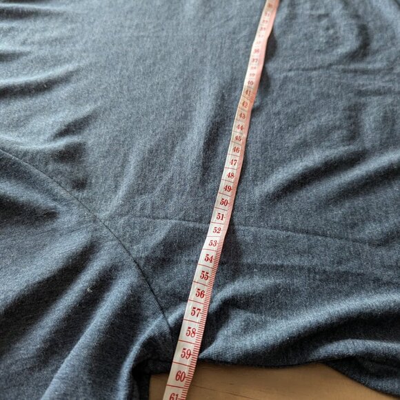 Tentree Navy T-Shirt Size XL – Sustainable & Stylish Comfort - Picture 4 of 5